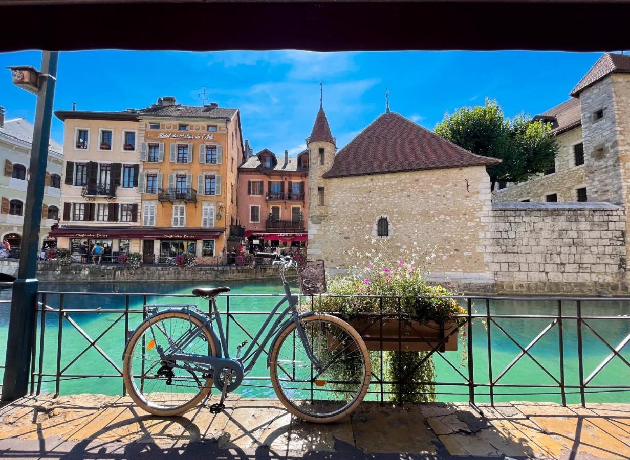 Les Suites D'Anniciaca - Hyper Centre Avec Vue Sur Le Chateau Annecy Dış mekan fotoğraf